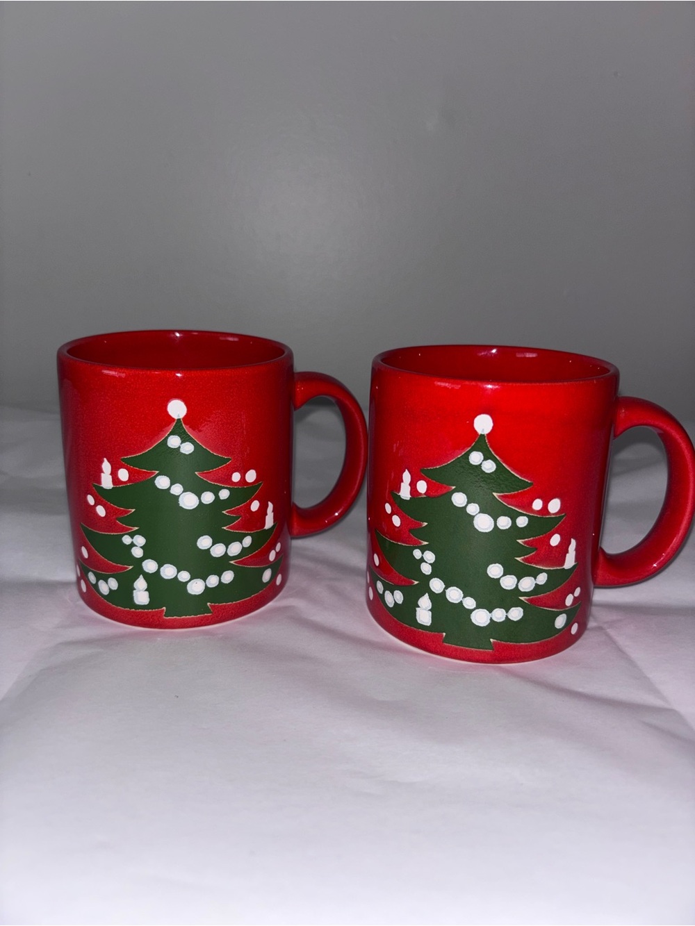 Waechtersbach vintage Red Christmas Tree Ceramic Coffee Tea Mugs W Germany set 2